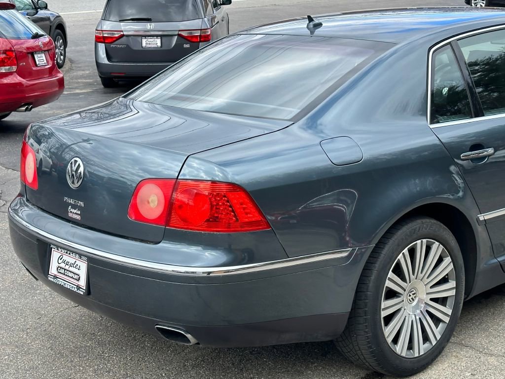 Used 2005 Volkswagen Phaeton V8 AWD/4WD image 38