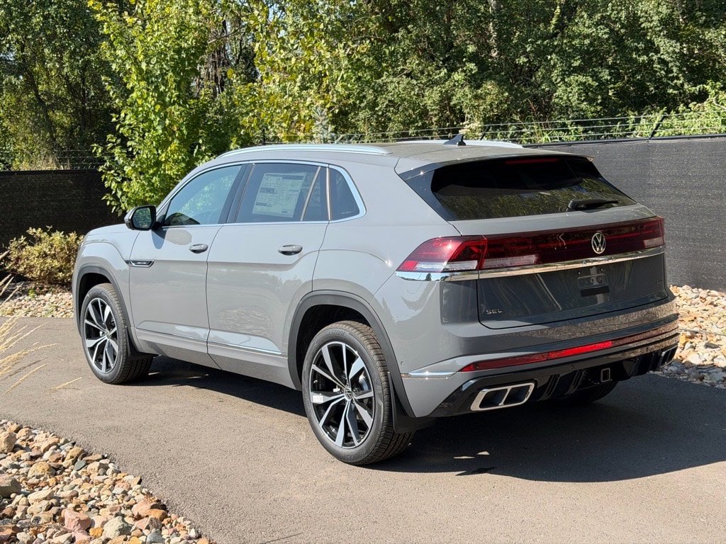 New 2026 Volkswagen Atlas Cross Sport SEL Premium R-Line image 3