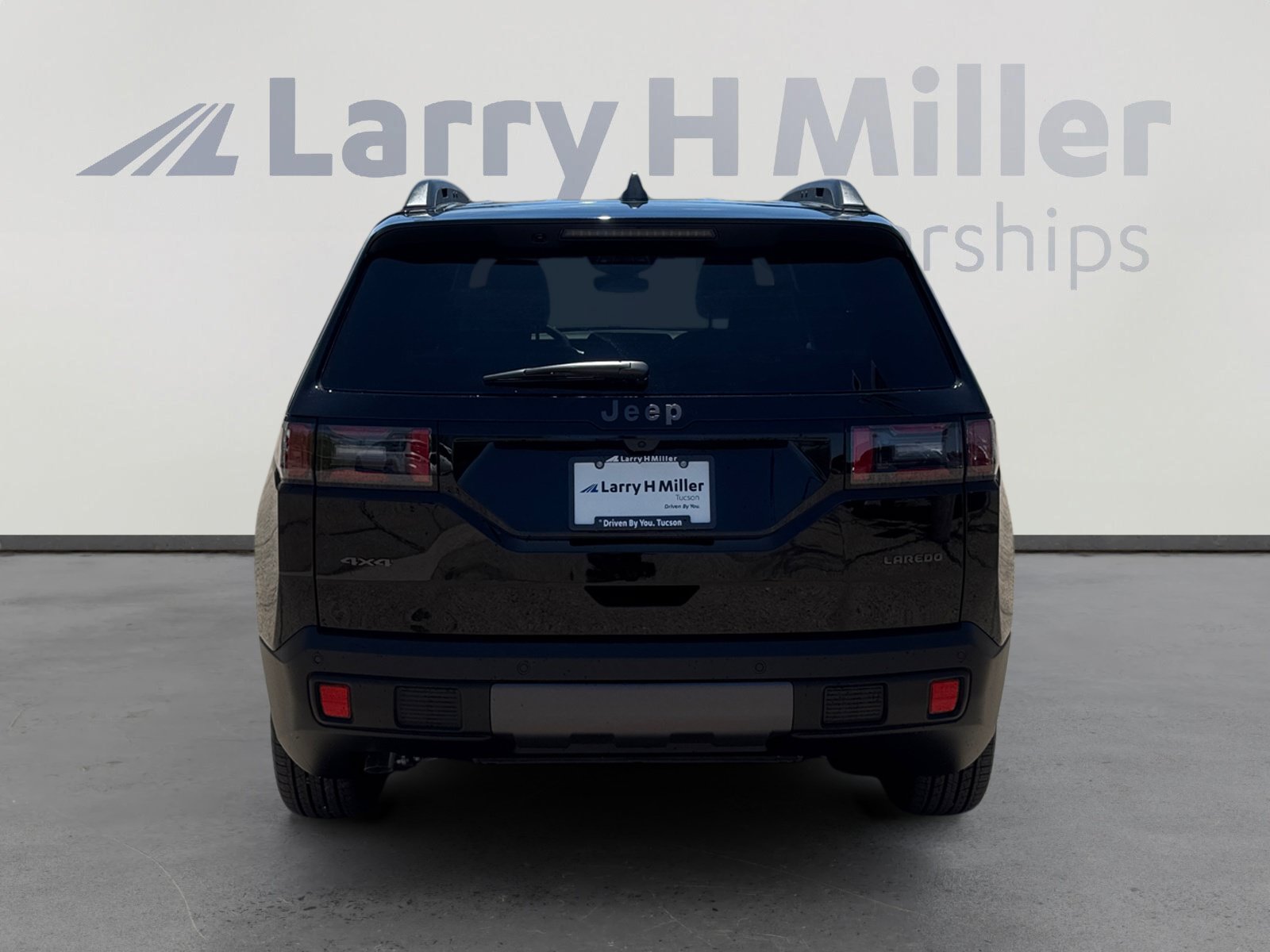 New 2026 Jeep Cherokee Laredo AWD/4WD image 4