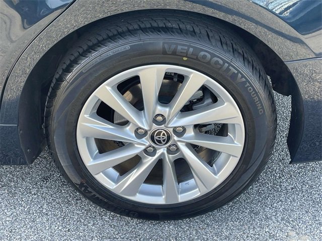 Used 2021 Toyota Camry LE image 24