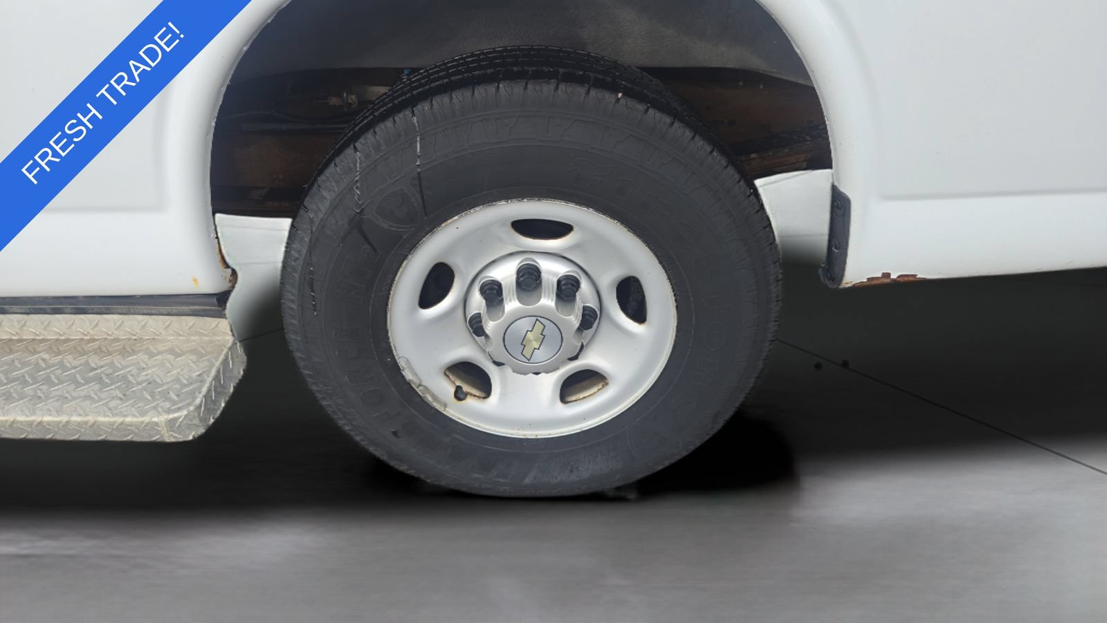 Used 2012 Chevrolet Express 2500 RWD image 28