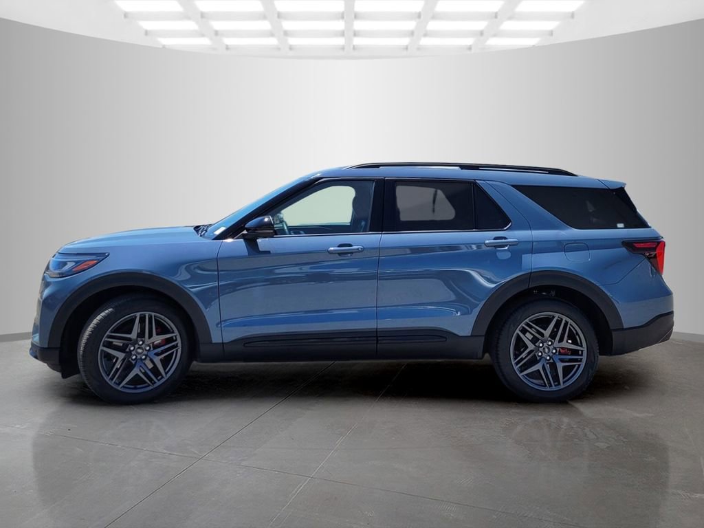 Used 2025 Ford Explorer ST RWD image 7