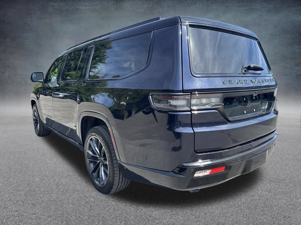 Used 2025 Jeep Grand Wagoneer L Series III w/ Rear Seat Video Group 1 AWD/4WD image 5