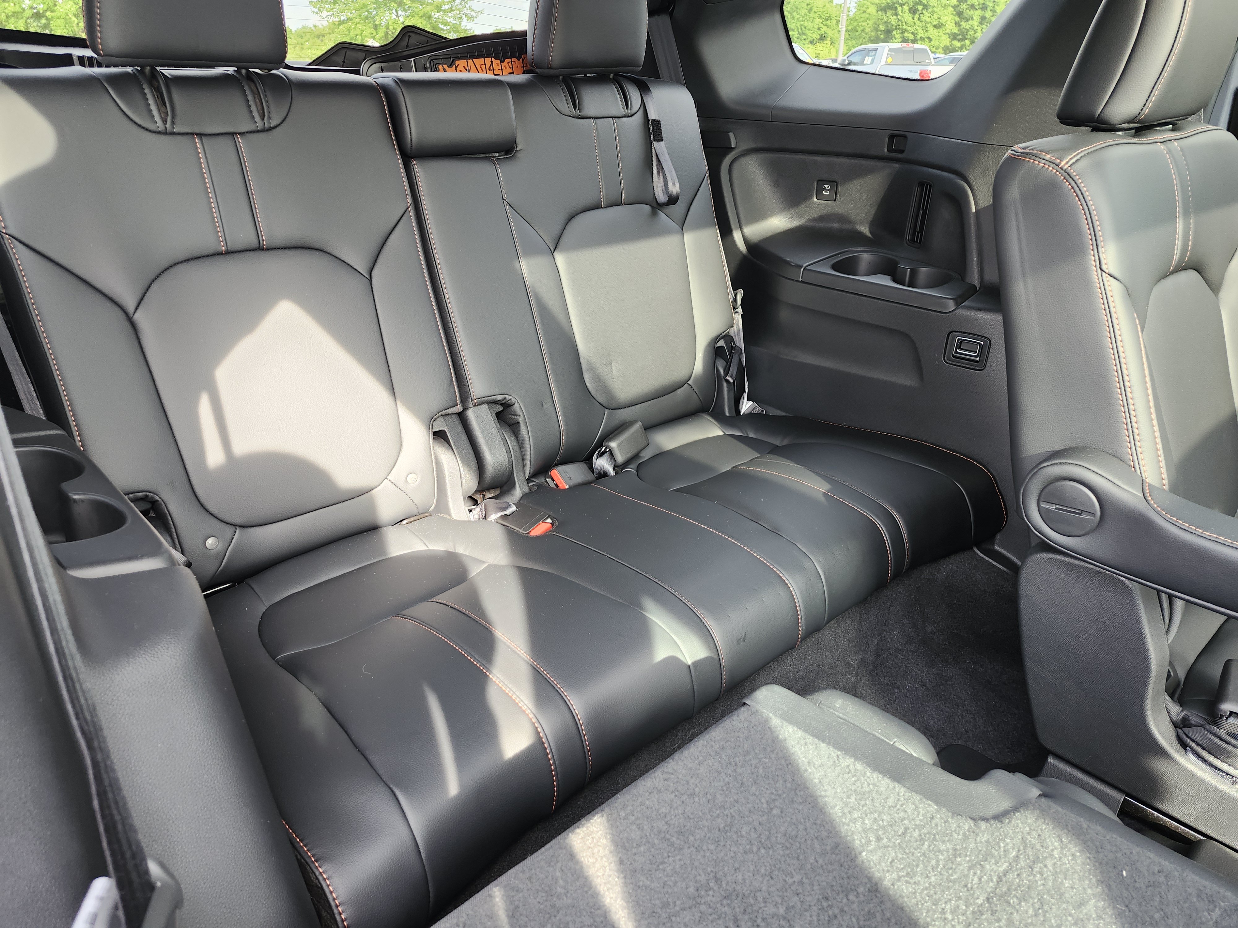 Used 2025 Honda Pilot TrailSport image 21