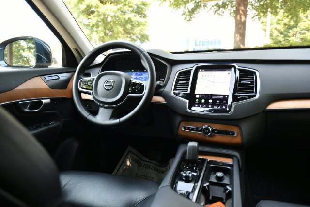 Certified 2024 Volvo XC90 T8 Plus w/ Protection Package Premier AWD/4WD image 23