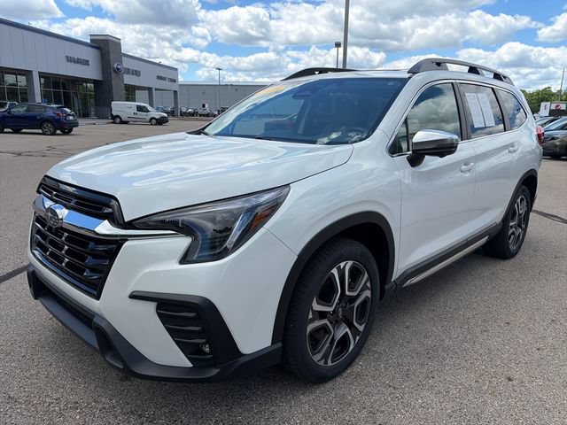 Certified 2023 Subaru Ascent Limited w/ Technology Package AWD/4WD image 3
