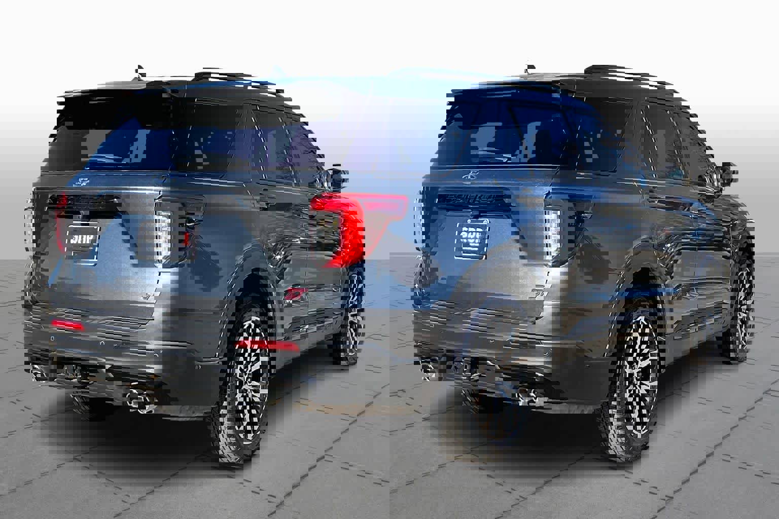 Used 2020 Ford Explorer ST image 11