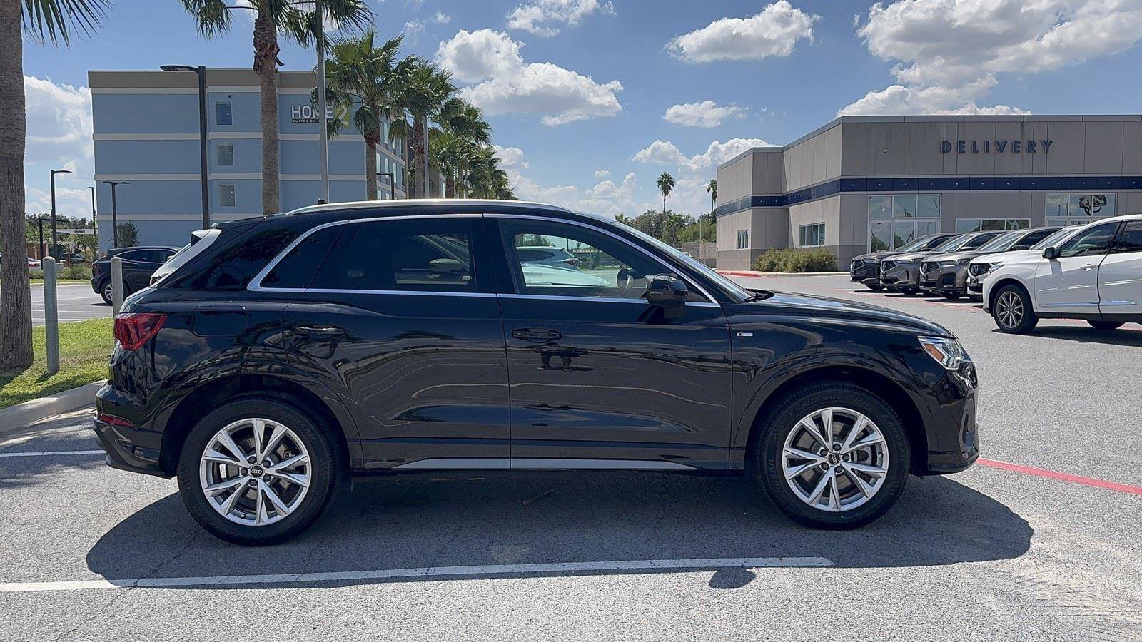 Used 2024 Audi Q3 2.0T Premium image 23