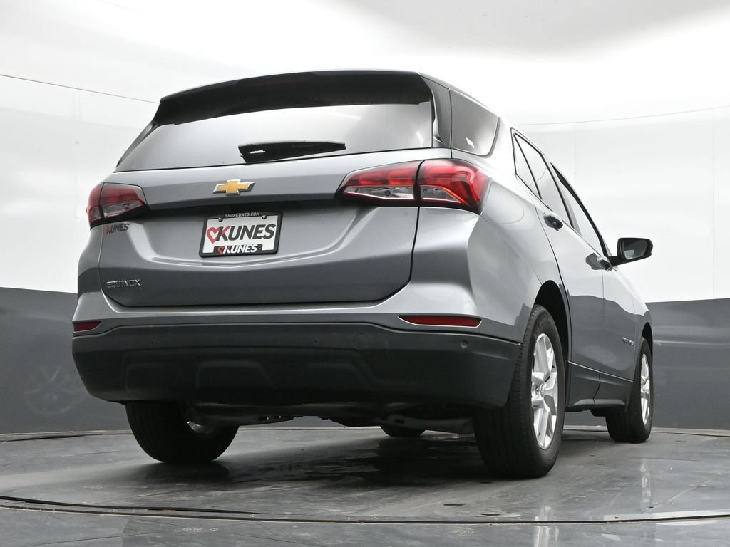 Used 2023 Chevrolet Equinox LS w/ LS Convenience Package FWD image 38