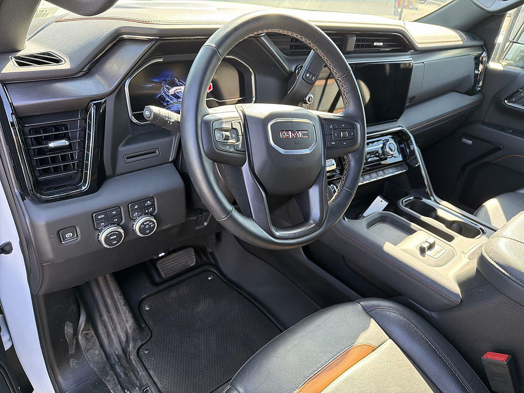Used 2025 GMC Sierra 2500 AT4 AWD/4WD image 5