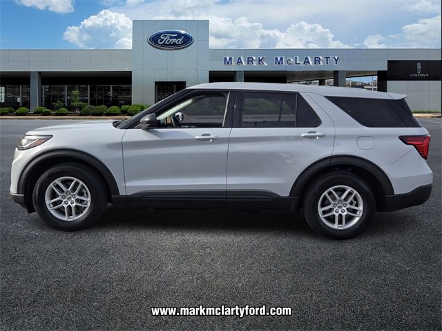 New 2026 Ford Explorer Active image 2