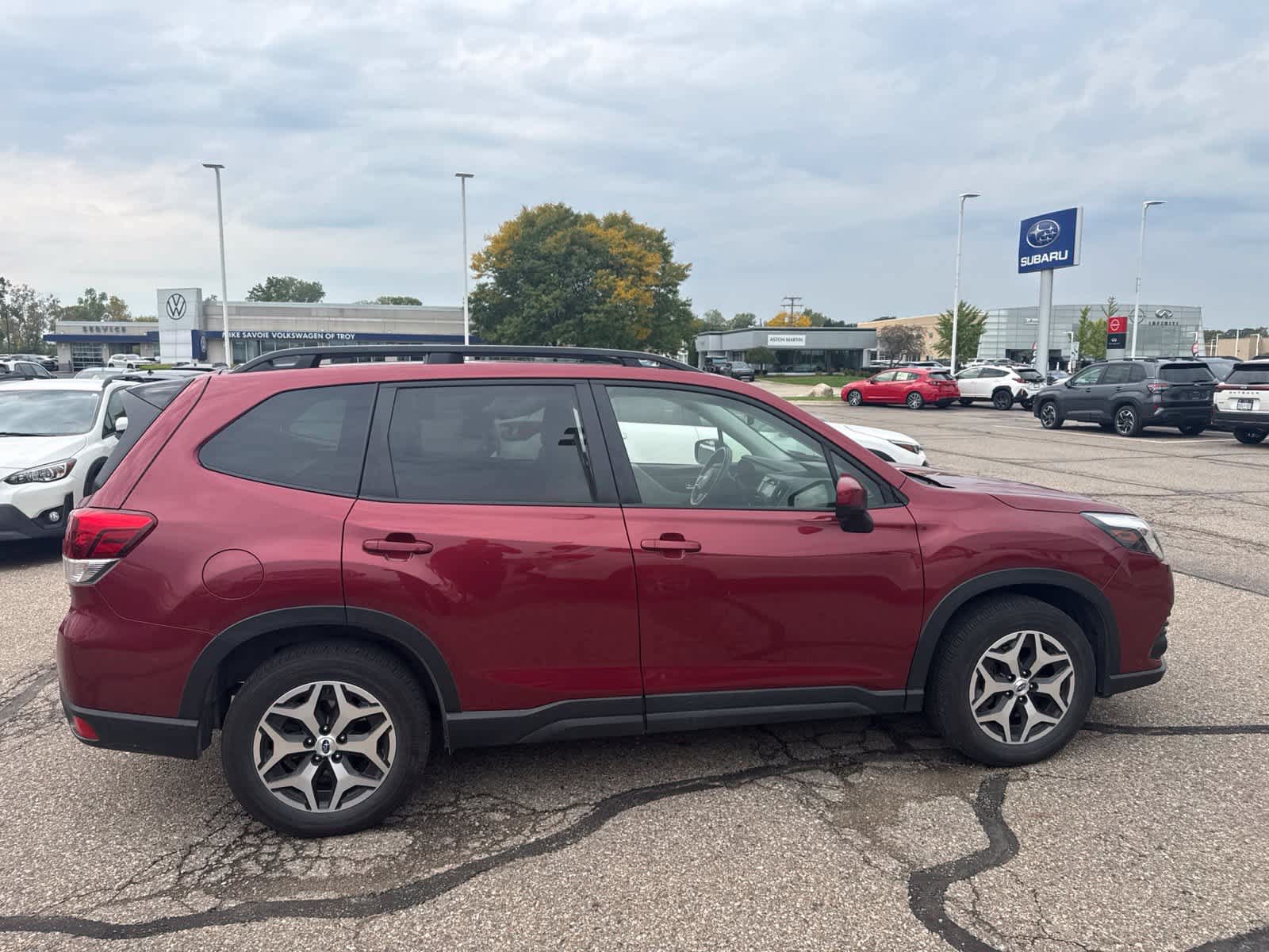Certified 2024 Subaru Forester Premium AWD/4WD image 9