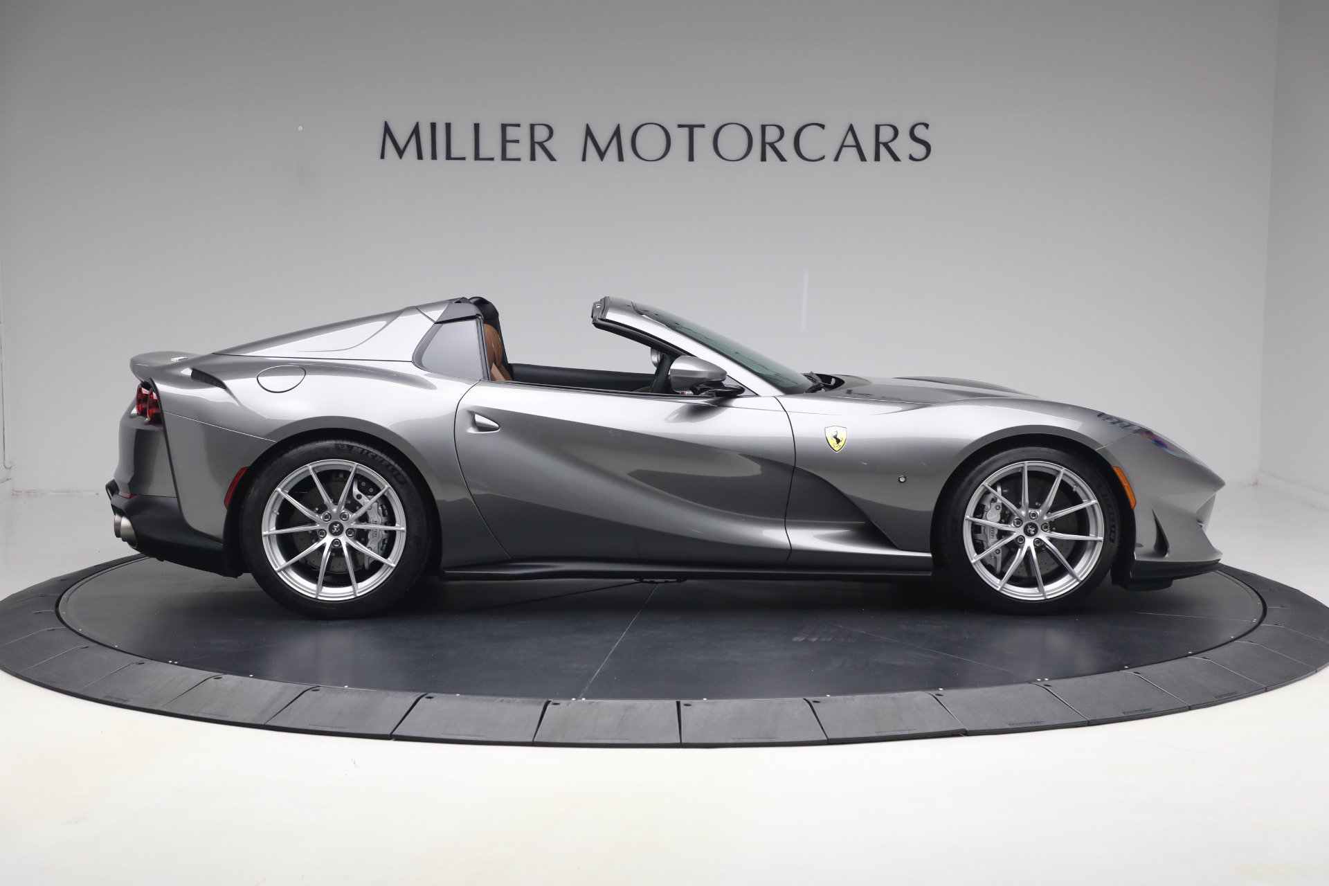 Certified 2021 Ferrari 812 GTS RWD image 9