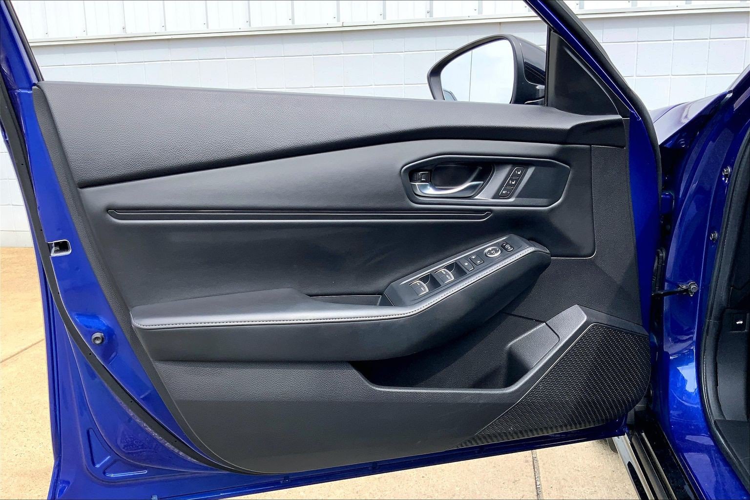 Used 2023 Honda Accord Sport image 28