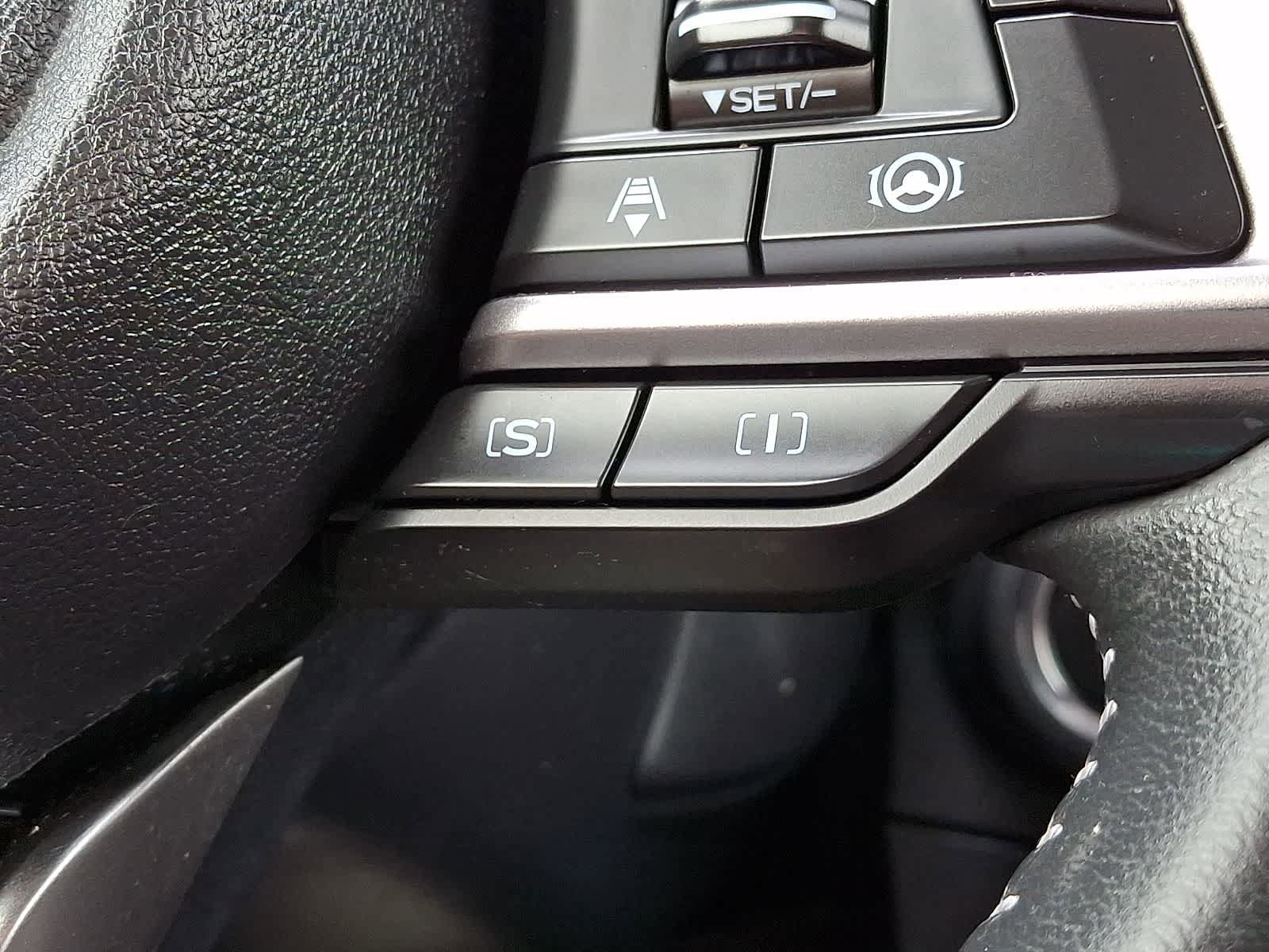 Used 2023 Subaru Forester Premium AWD/4WD image 24