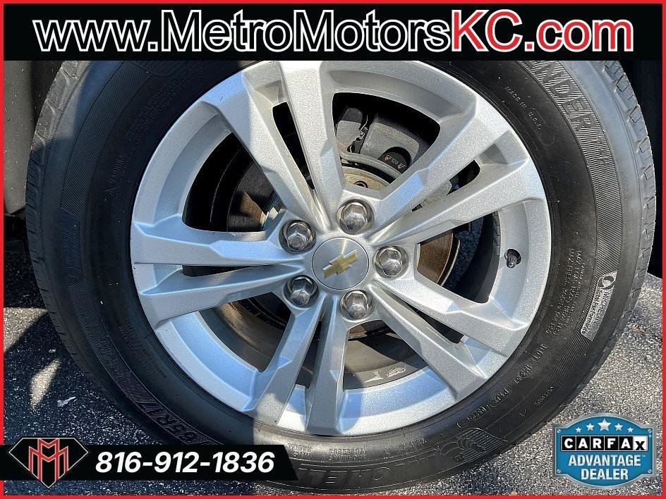 Used 2010 Chevrolet Equinox LS FWD image 13