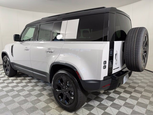 New 2026 Land Rover Defender 110 S AWD/4WD image 4