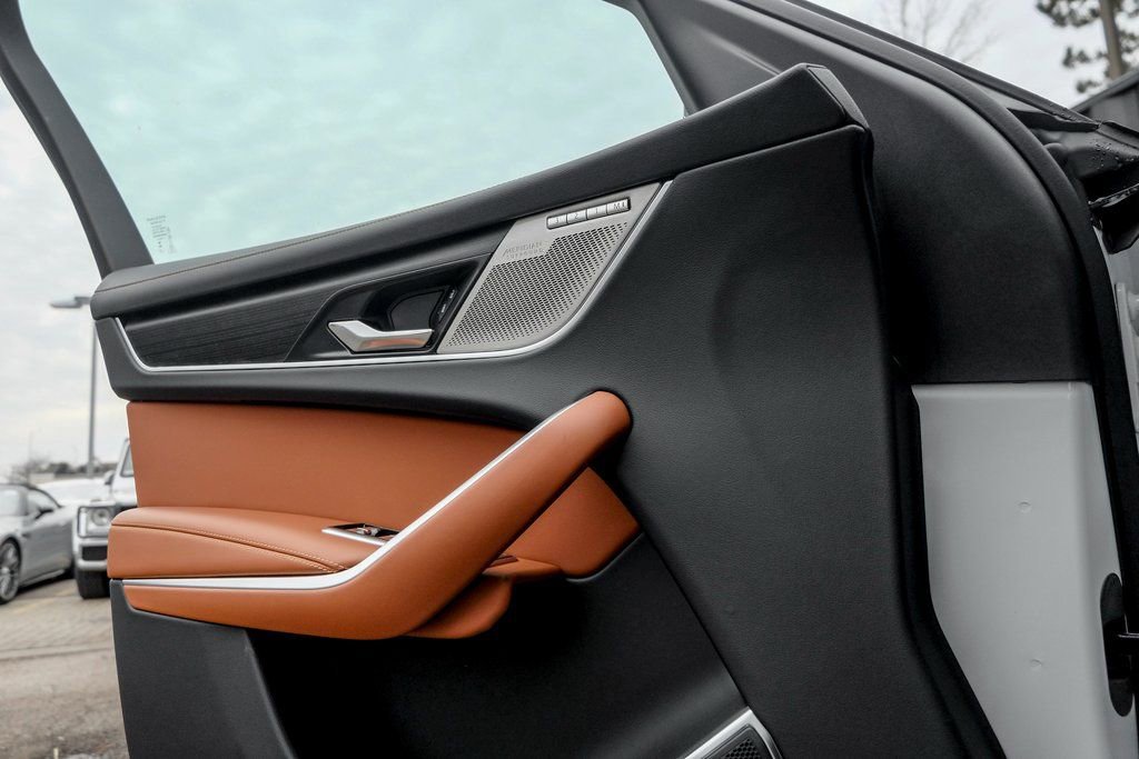 New 2026 Jaguar F-PACE R-Dynamic S image 11