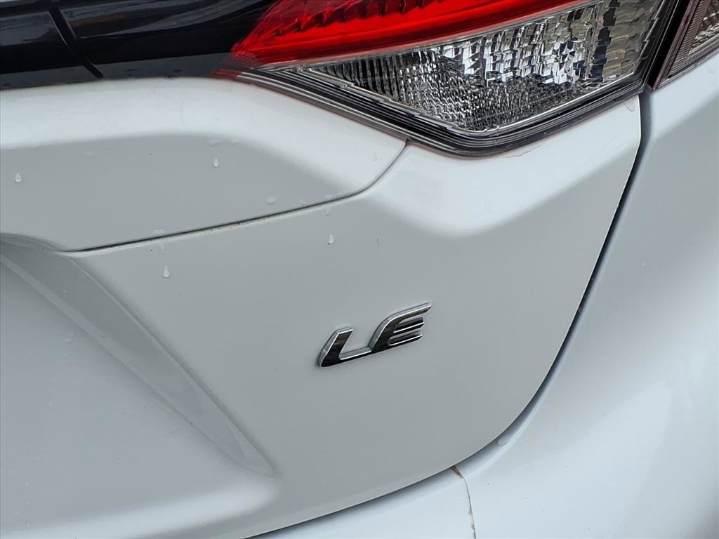 Used 2022 Toyota Corolla LE image 33