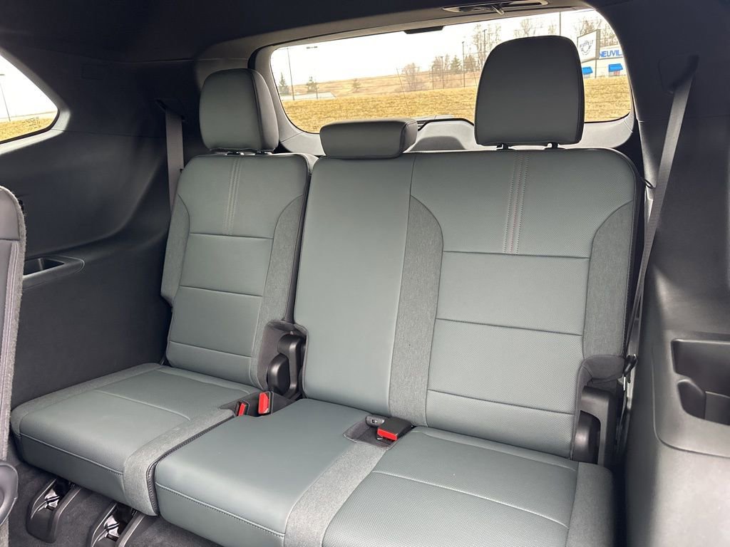 Used 2024 GMC Acadia AT4 w/ Super Cruise Package image 13