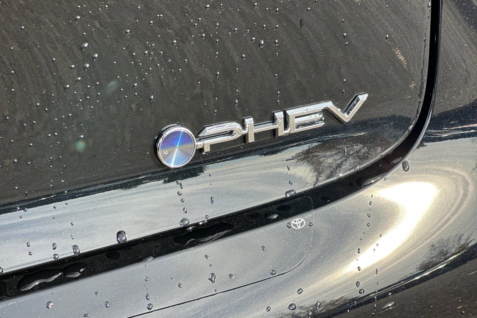 New 2026 Toyota Prius Plug-In Hybrid image 7