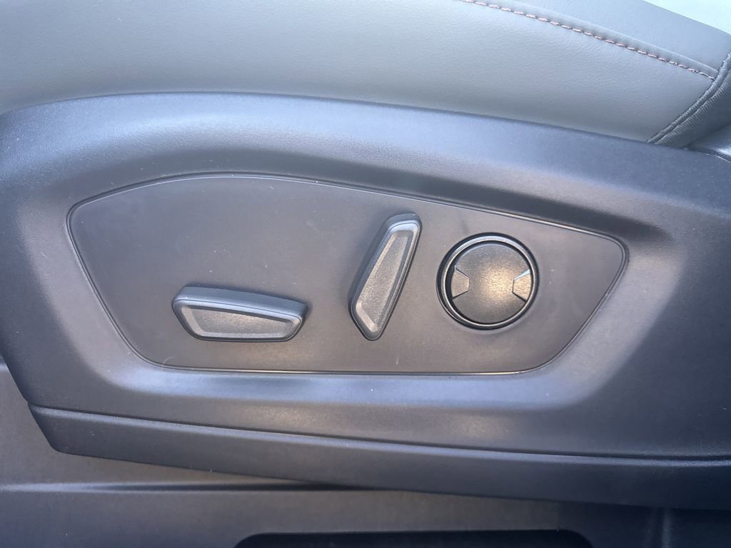 New 2026 Ford Explorer Active image 21