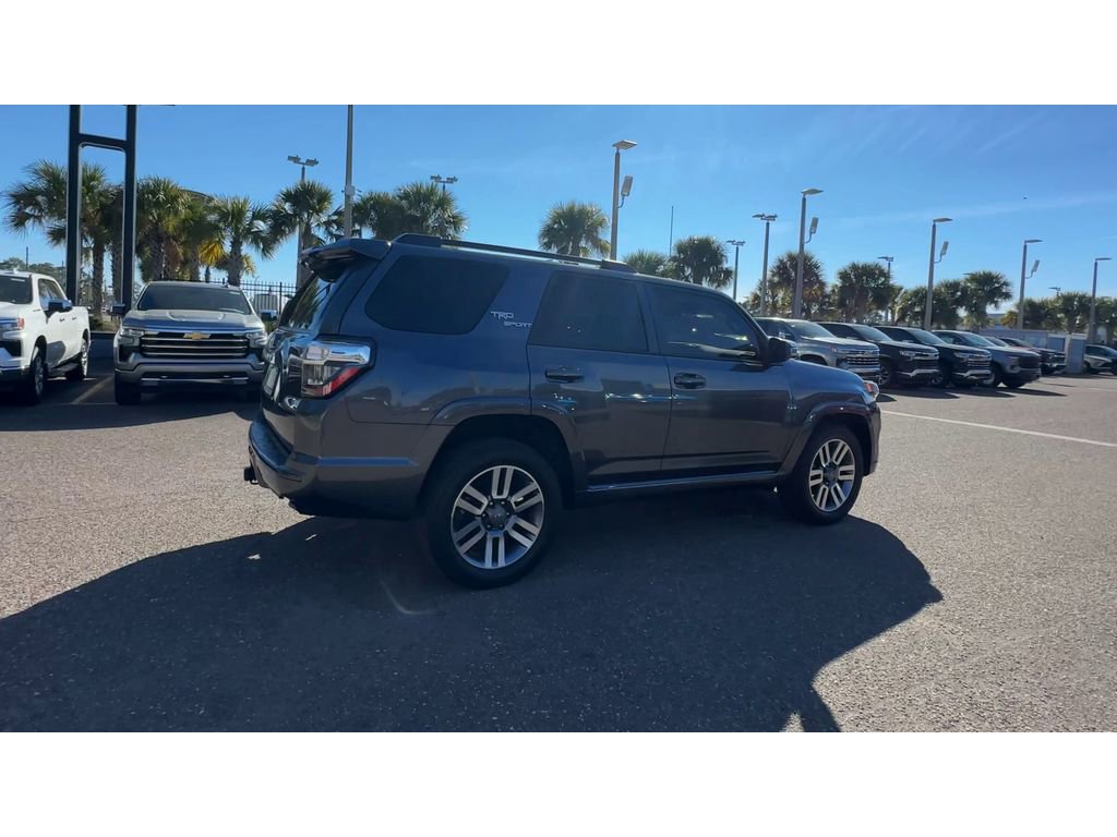 Used 2022 Toyota 4Runner TRD Sport image 2