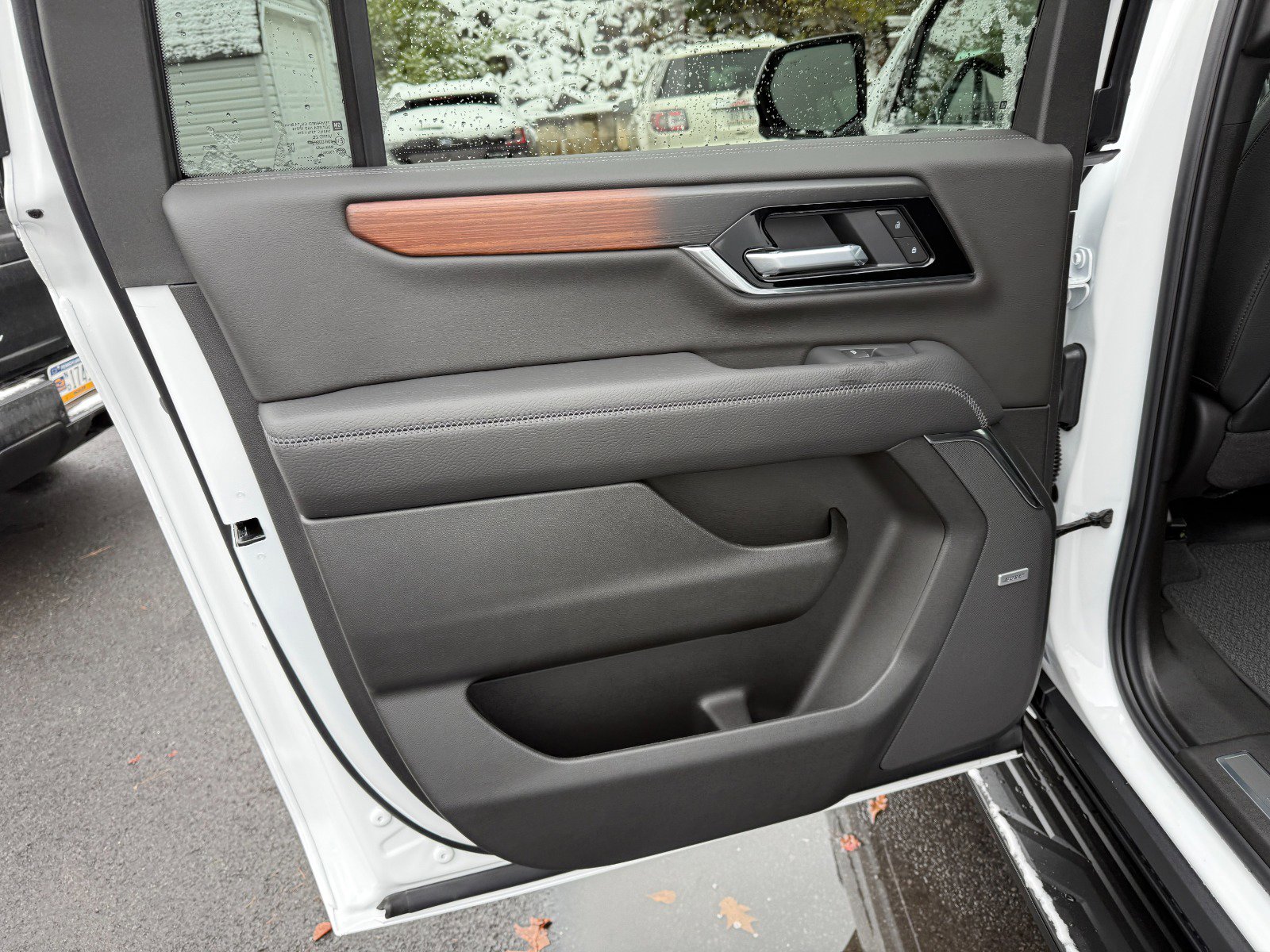 New 2026 GMC Yukon XL Denali image 19