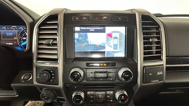 Used 2017 Ford F150 Platinum w/ Equipment Group 701A Luxury AWD/4WD image 24