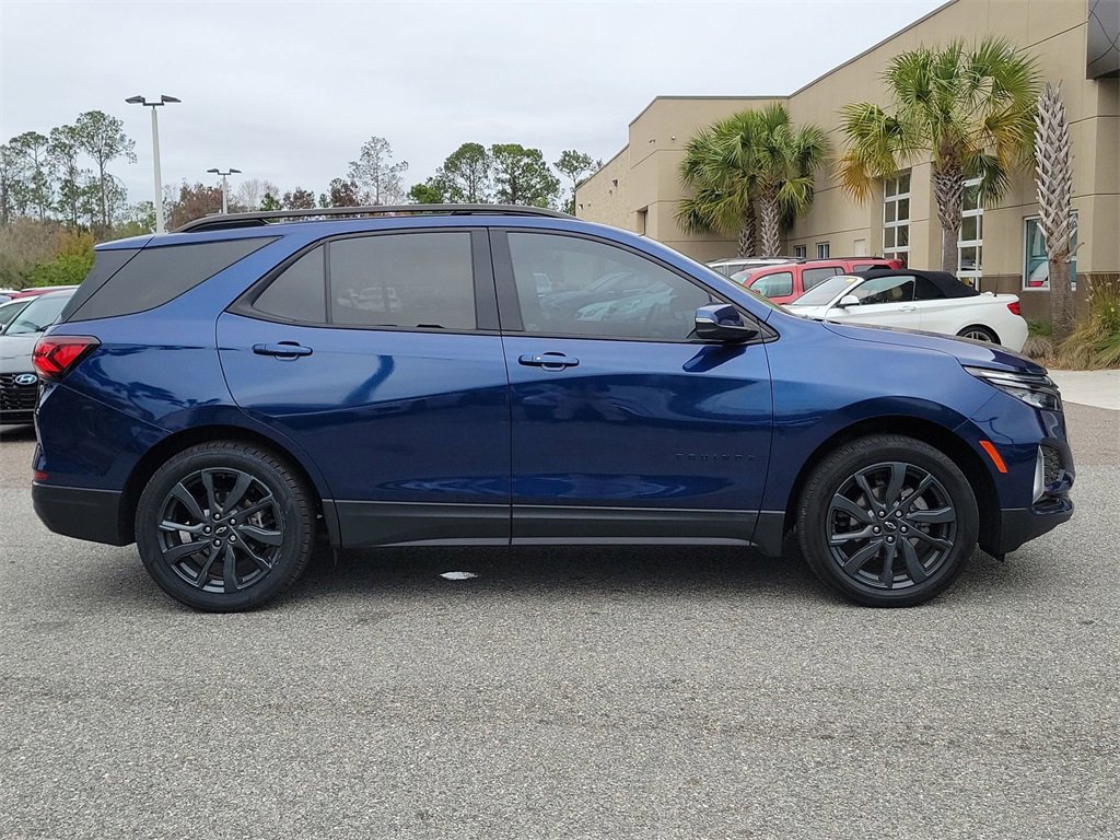 Used 2023 Chevrolet Equinox RS w/ RS Leather Package image 2