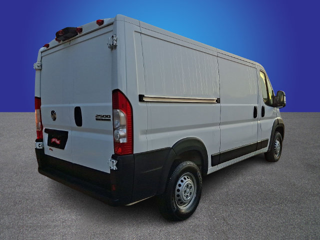 Used 2025 RAM ProMaster 2500 w/ Convenience Group FWD image 4
