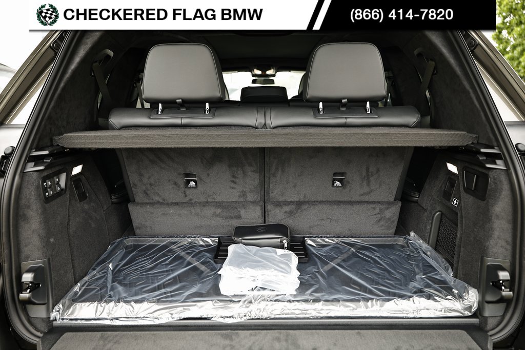 New 2026 BMW X7 M60i w/ M Sport Professional Package image 31