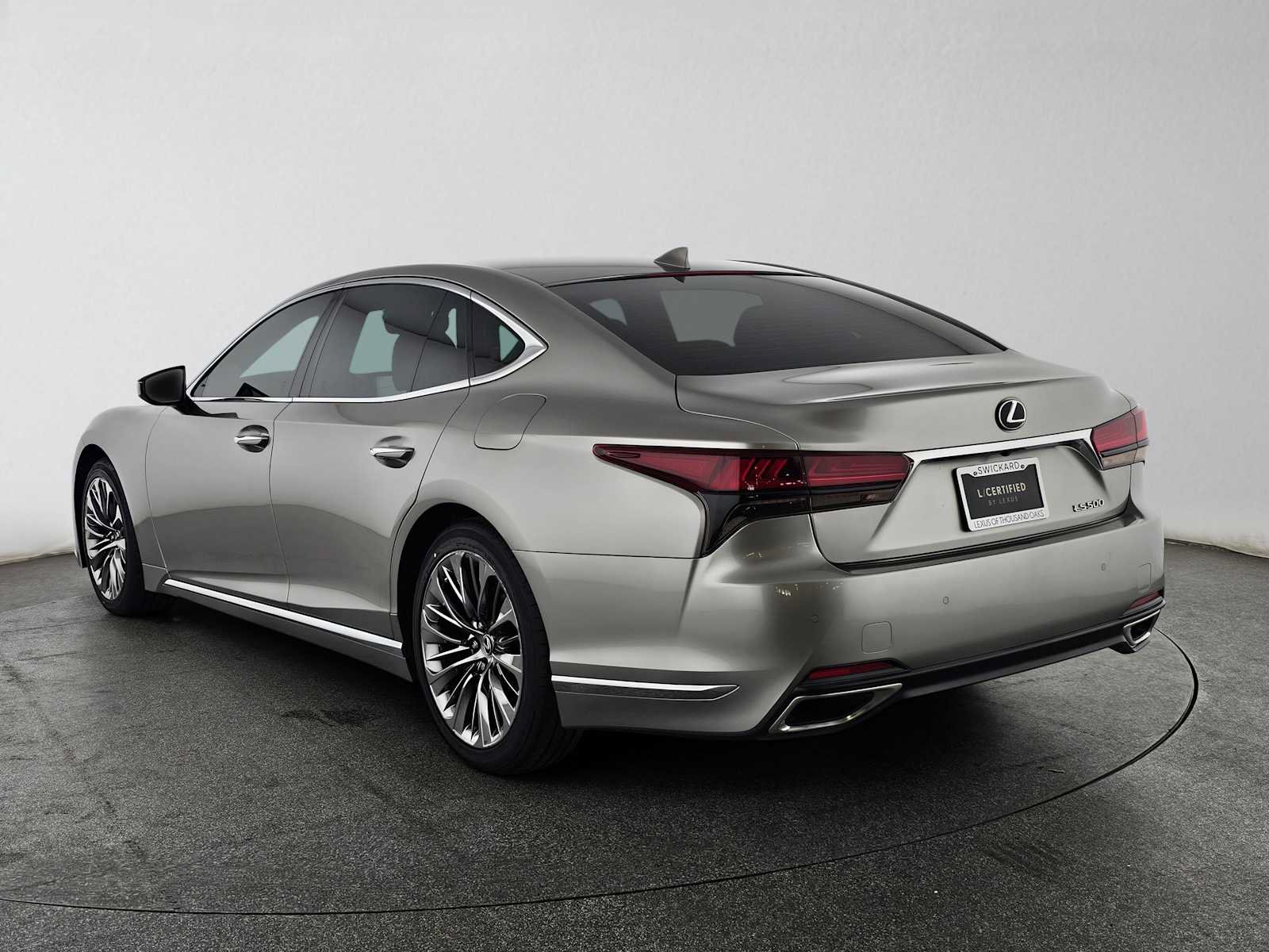 Certified 2021 Lexus LS 500 w/ Accessory Package (Z1) RWD image 5