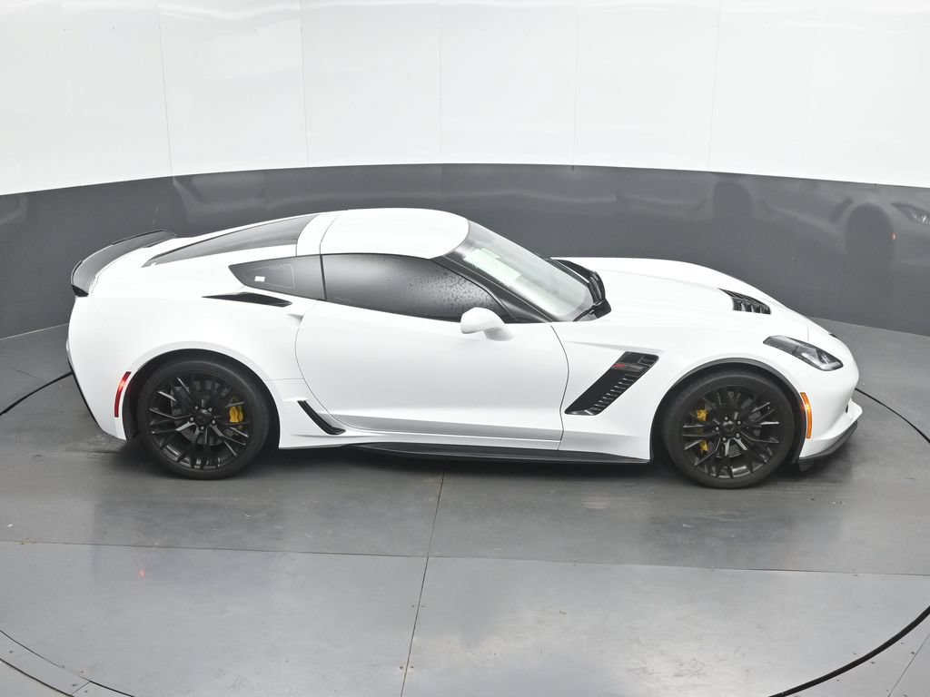 Used 2017 Chevrolet Corvette Z06 RWD image 33