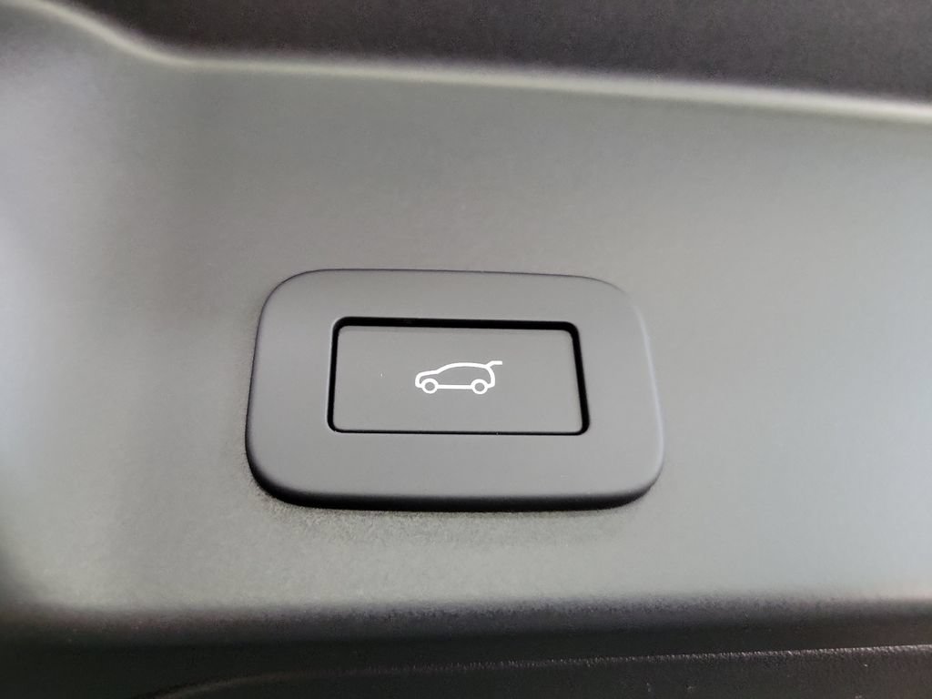 Used 2026 Land Rover Range Rover Evoque S AWD/4WD image 30