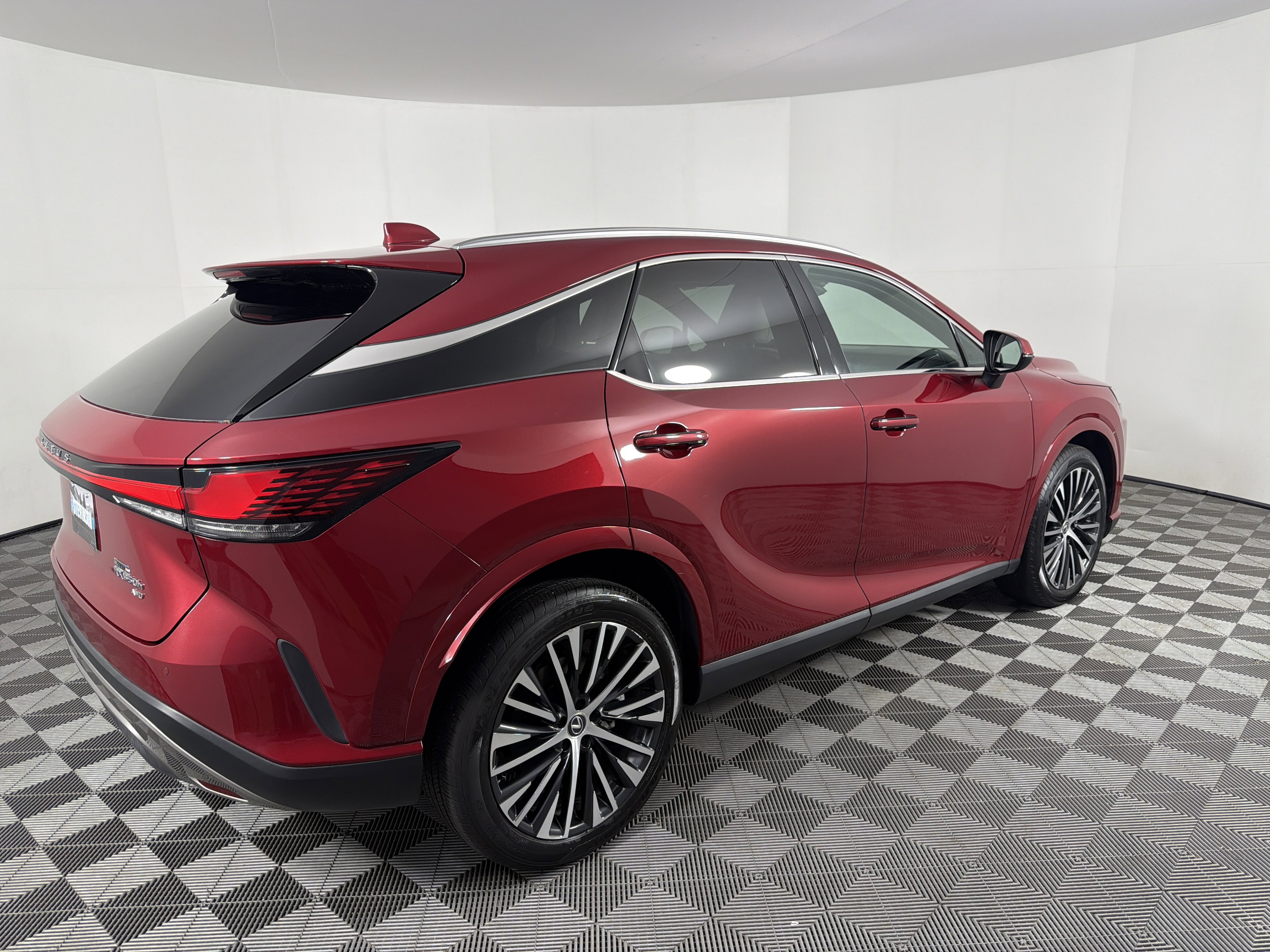 Used 2023 Lexus RX 350 w/ Cold Area Package image 15