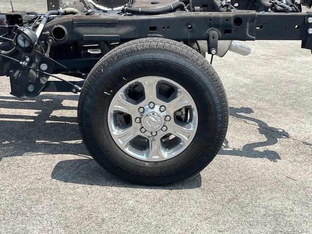 New 2025 RAM 2500 Big Horn AWD/4WD image 14