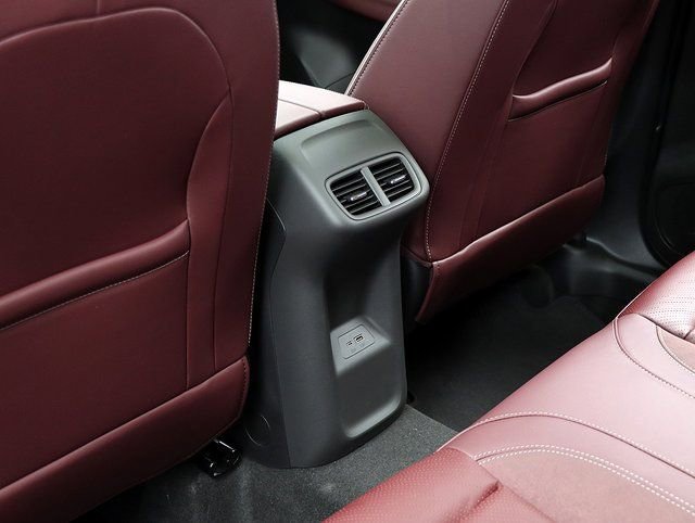 New 2026 Buick Envision Sport Touring image 13