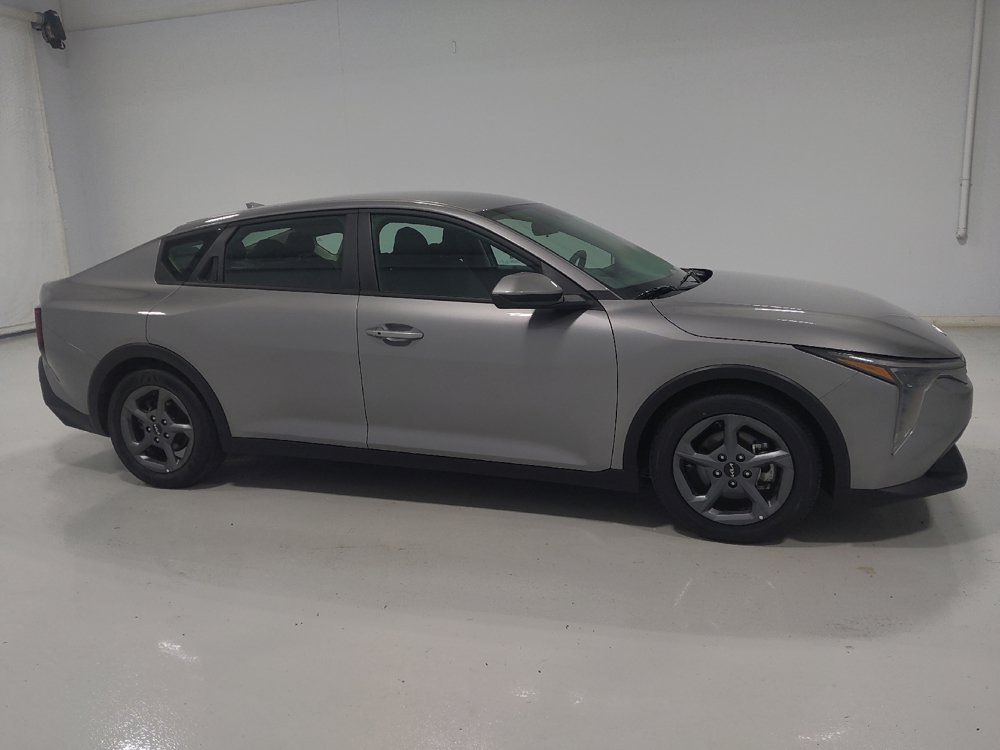 Used 2025 Kia K4 FWD image 11