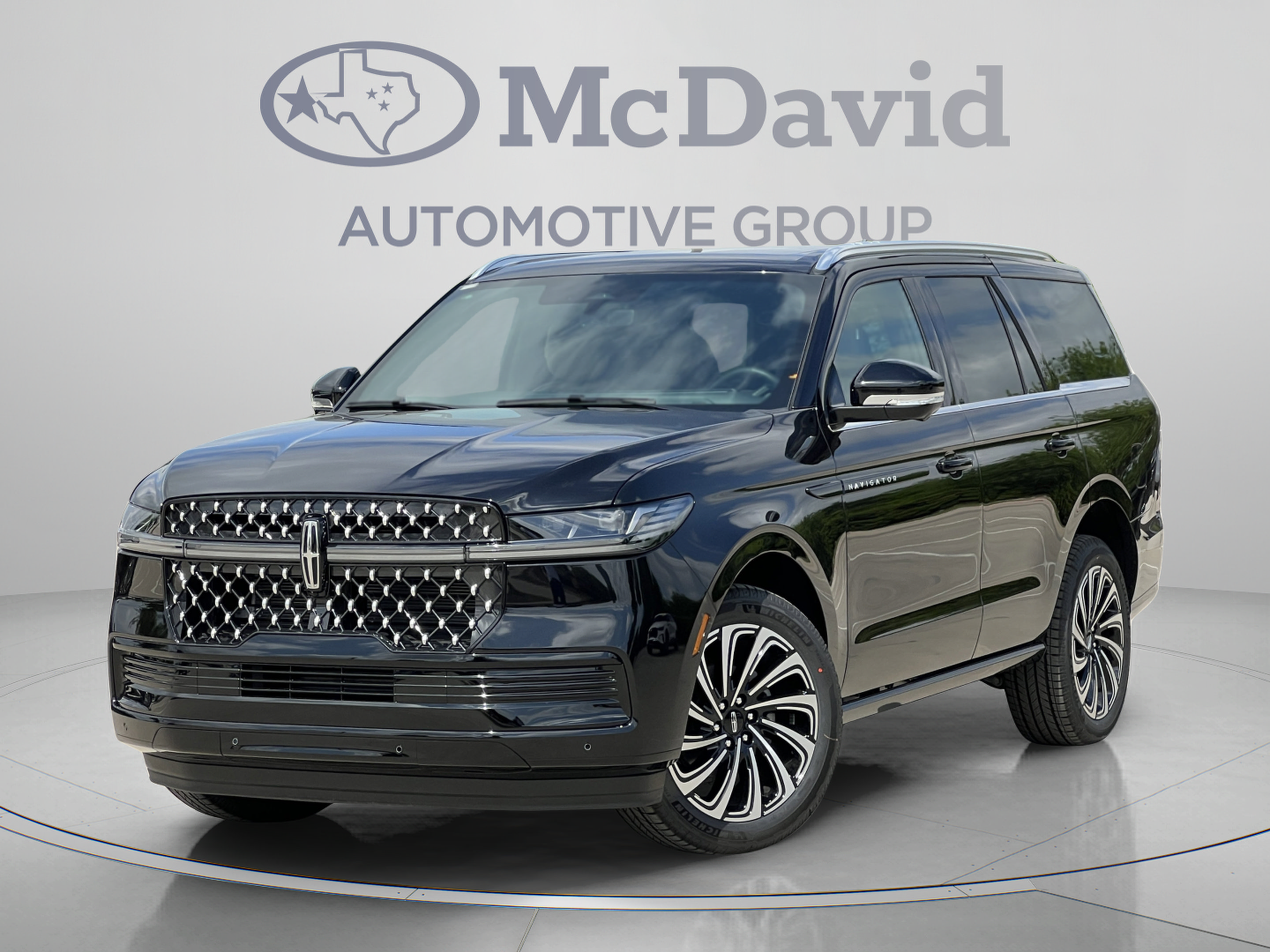 New 2026 Lincoln Navigator Black Label AWD/4WD image 2