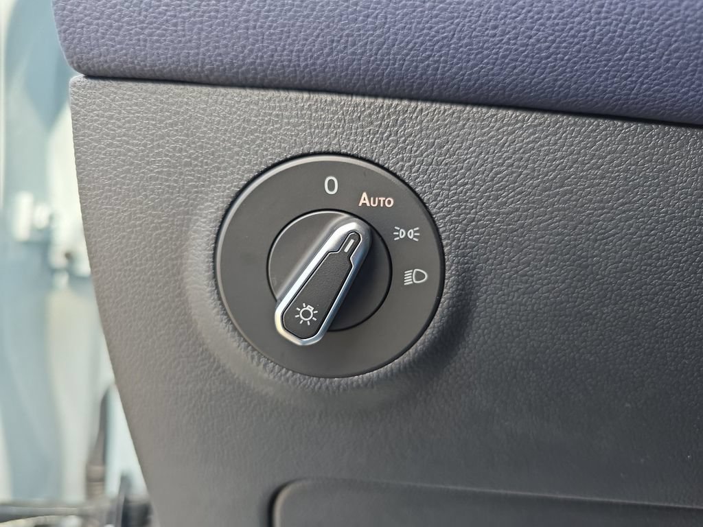 New 2026 Volkswagen Taos SEL AWD/4WD image 22