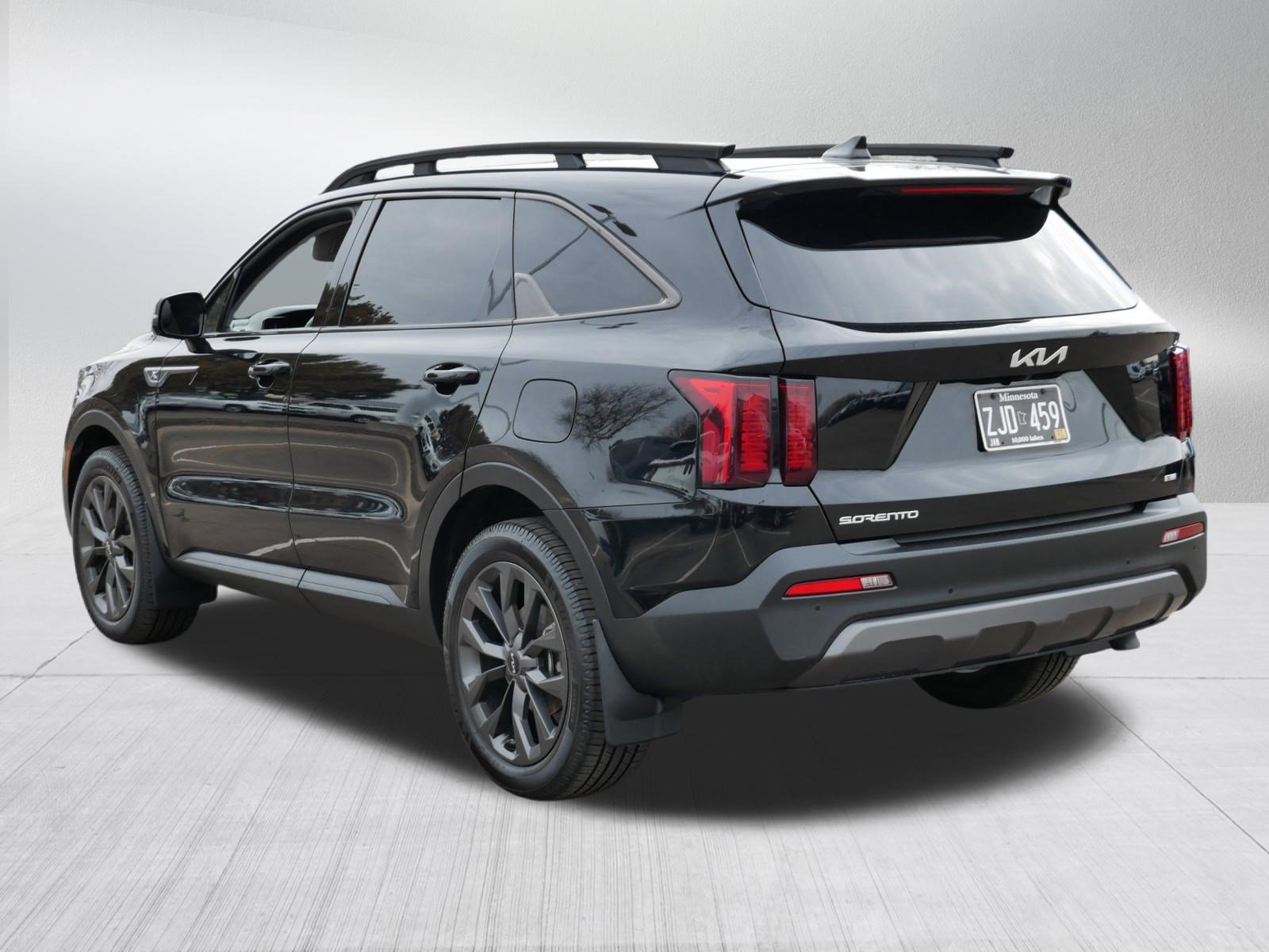 Used 2023 Kia Sorento X-Line EX image 5