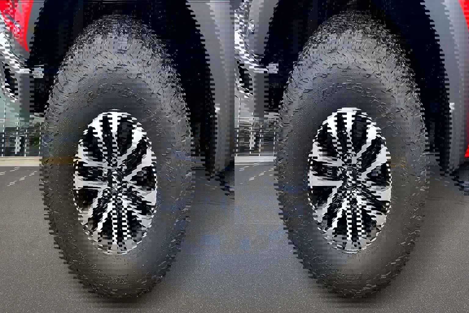 Used 2019 Ford F150 Raptor w/ Equipment Group 802A Luxury image 8