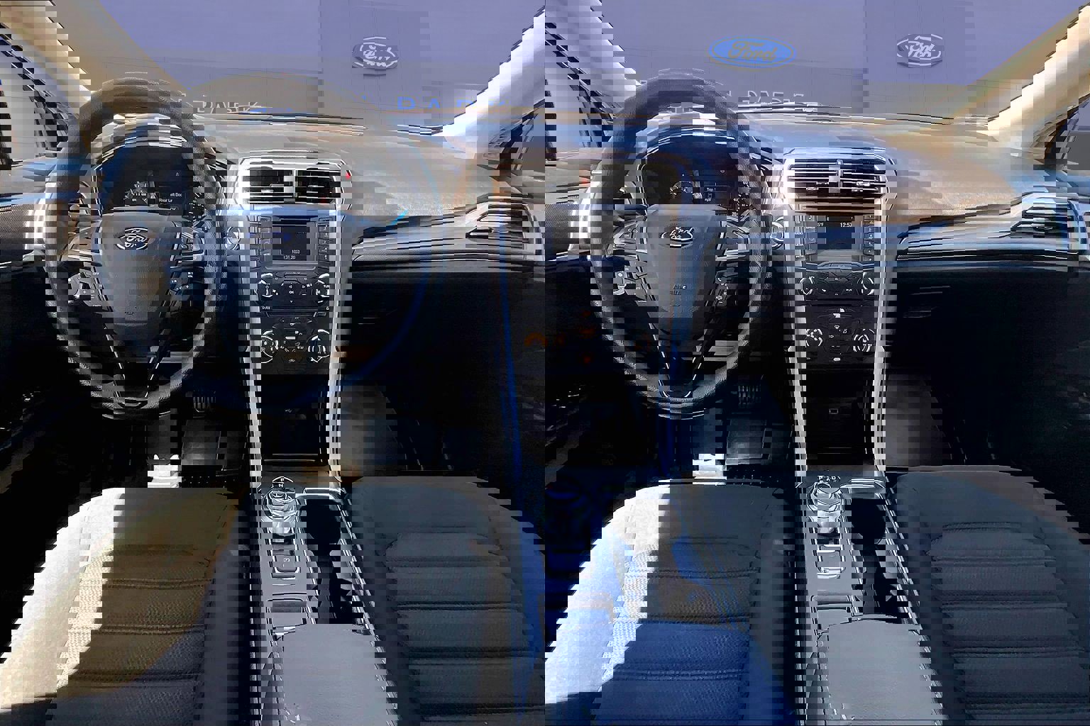 Used 2017 Ford Fusion SE image 7