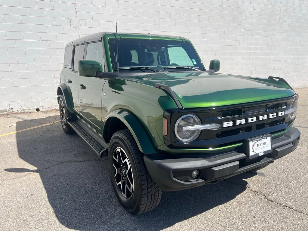 Used 2025 Ford Bronco Outer Banks AWD/4WD image 7