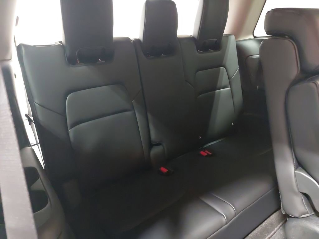 New 2026 Nissan Pathfinder Platinum image 12