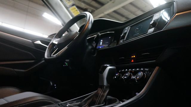 Certified 2023 Volkswagen Jetta SE image 50