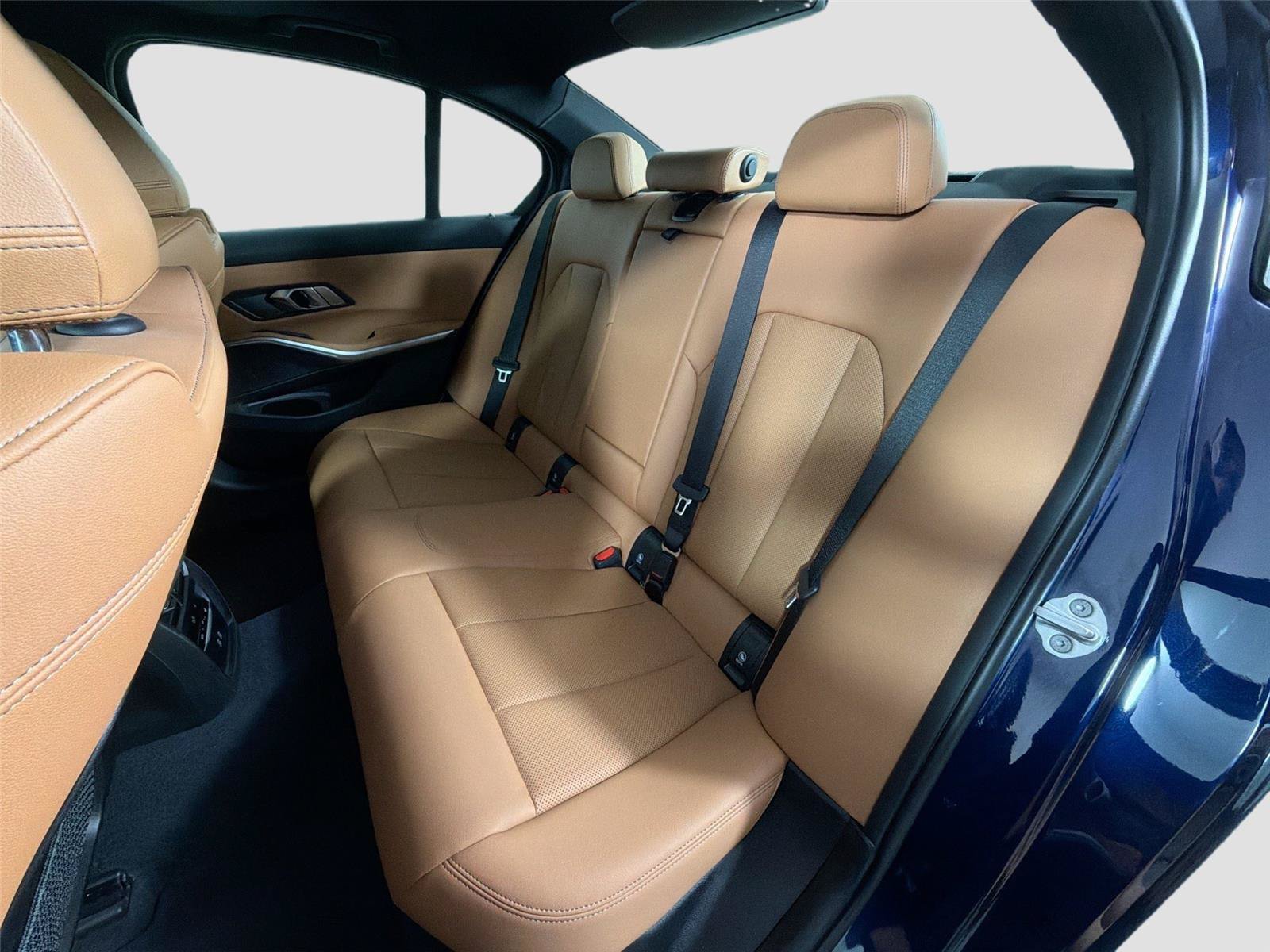 Certified 2023 BMW 330i Sedan w/ M Sport Package RWD image 24