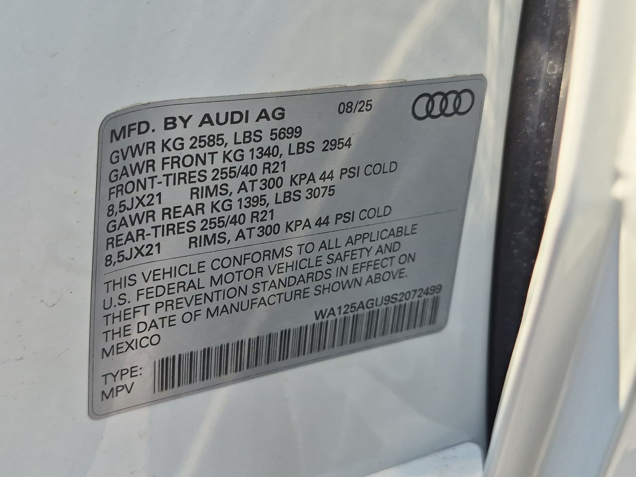 Used 2025 Audi SQ5 Premium Plus w/ Premium Plus Package AWD/4WD image 35