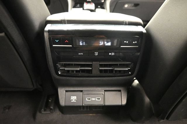 Used 2024 Acura MDX FWD w/ Technology Package image 18